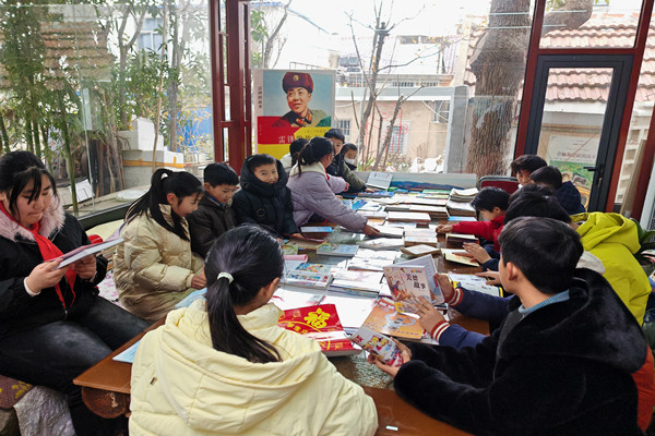 宿城小学与宝山村开展书香共建读书活动通讯报道.jpg