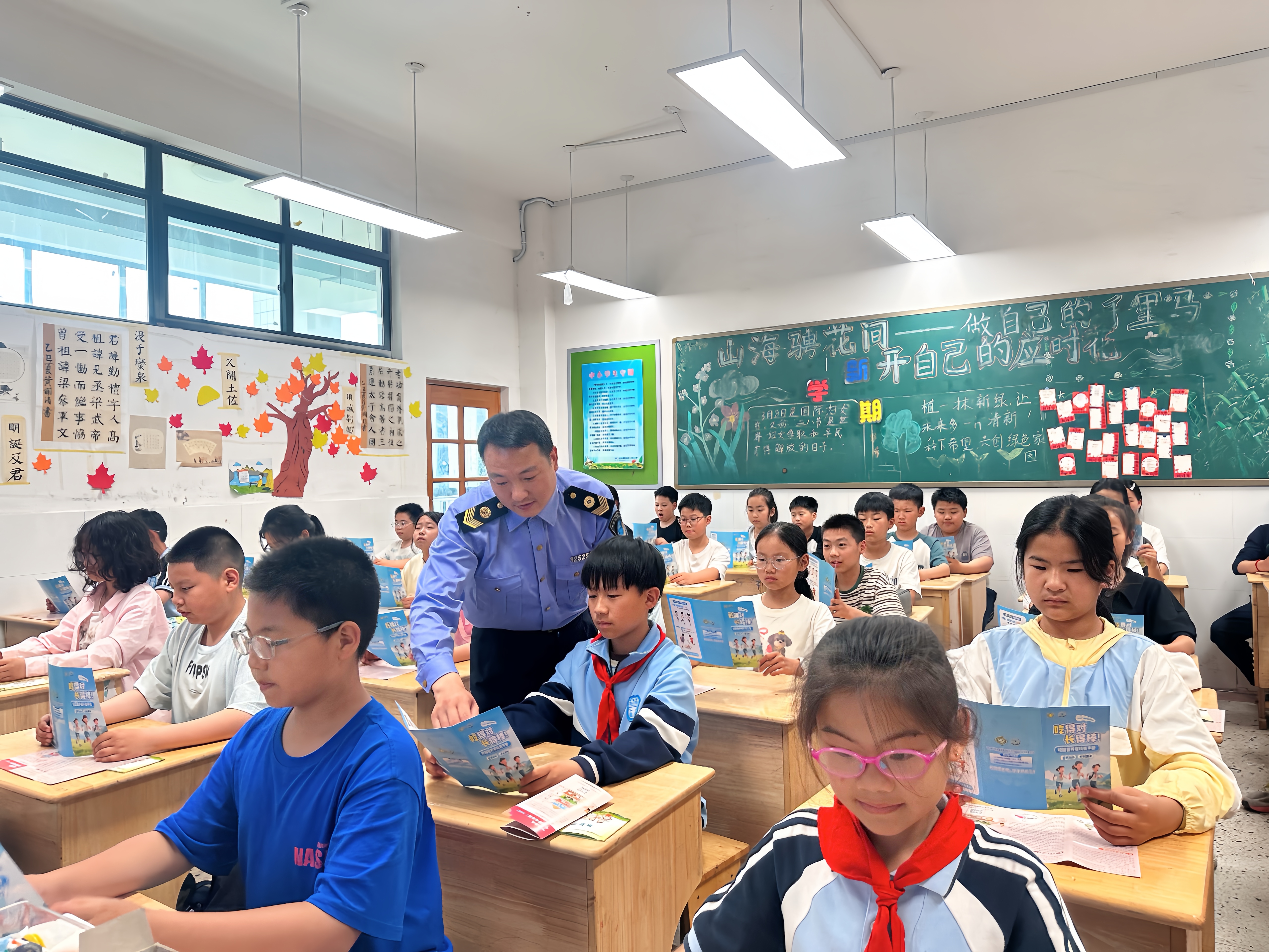 照片 威尼斯人平台疾控开展2026年全民营养周暨